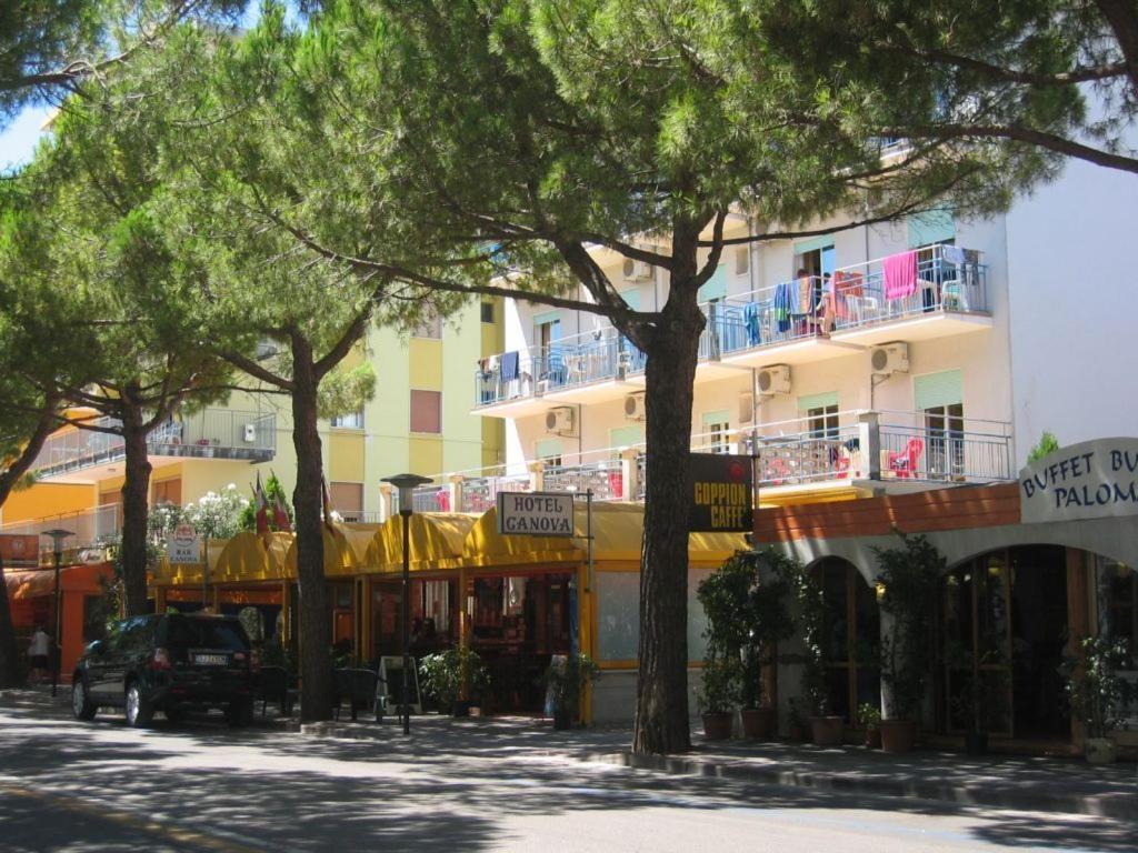 Hotel Canova Lido di Jesolo Buitenkant foto